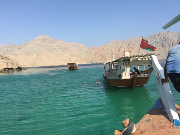 Al Chasab Oman Musandam - Dhow Boot Fahrt, Delfine und schnorcheln – Bild 7